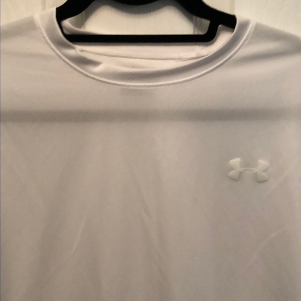 Under Armor short sleeve tee